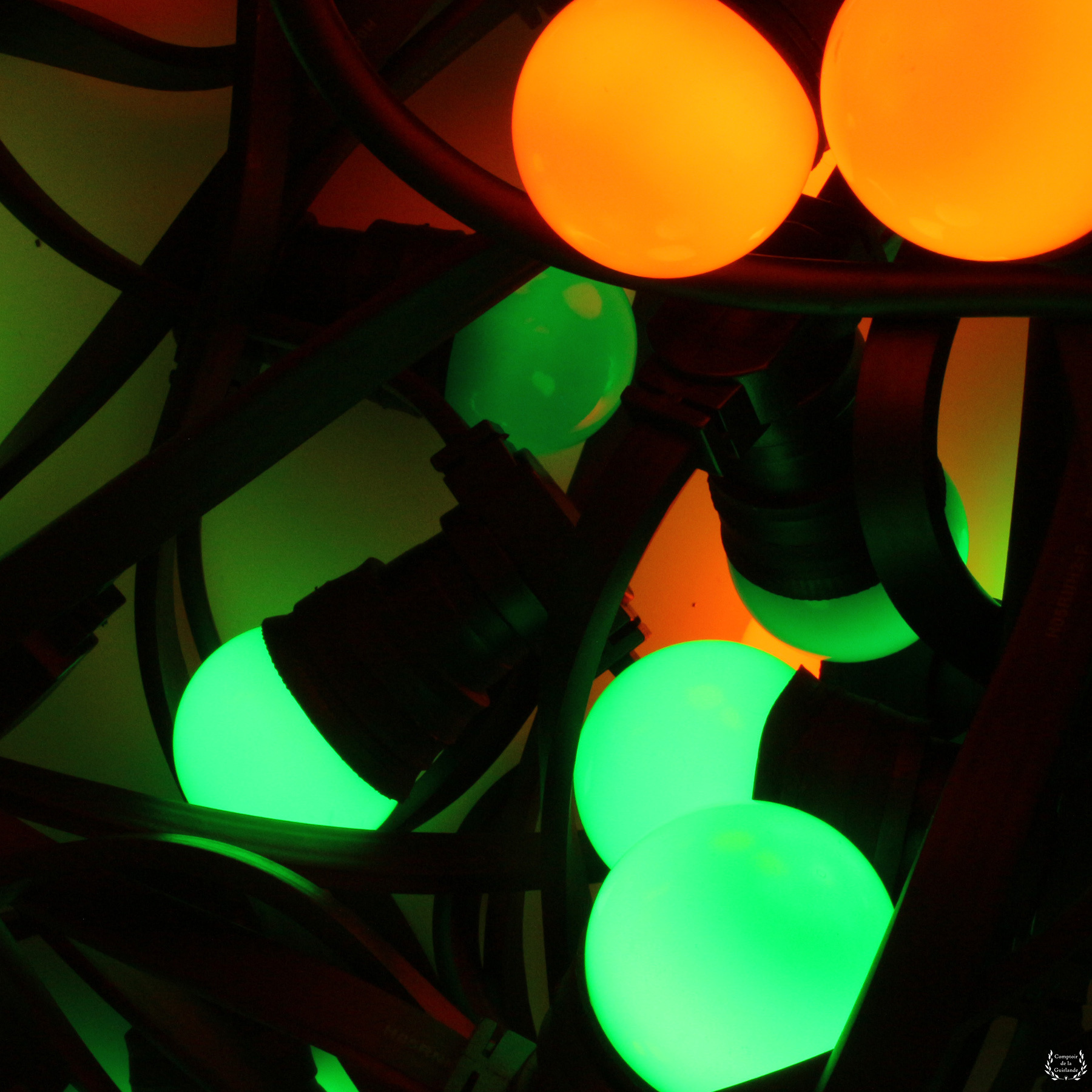 van light orange vert